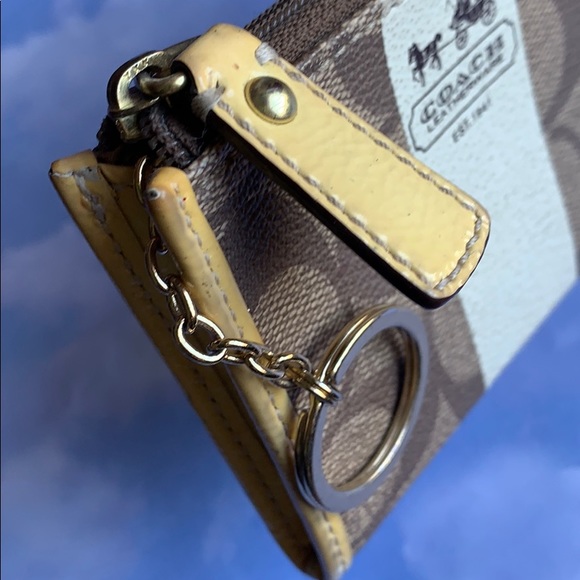 COACH Coin Purse Wallet - Picture 2 of 5